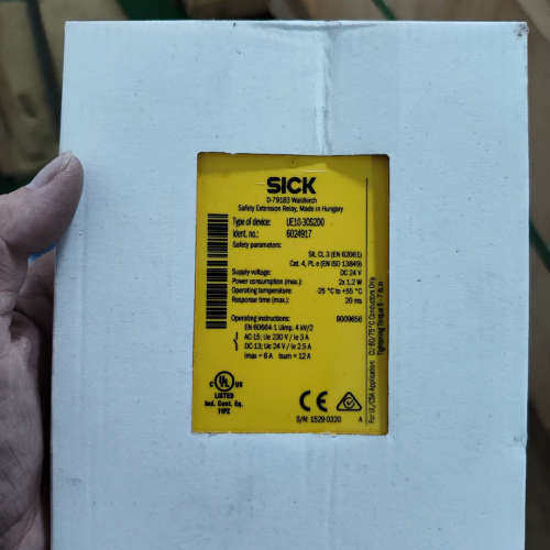 SICK西克安全继电器UE10-30S2D0，订货号6024