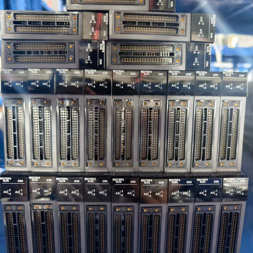 PLC定位模块RD75P4，日本原装，成色漂亮，实物拍摄