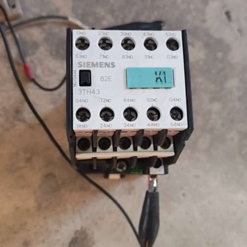 直流接触器3TH4382一0B，8NO开十2NC闭。2