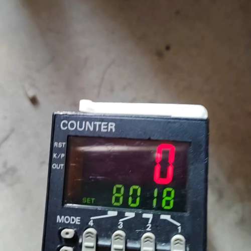 omRon计数继电器（H7EX，100一240V，拆机下来的