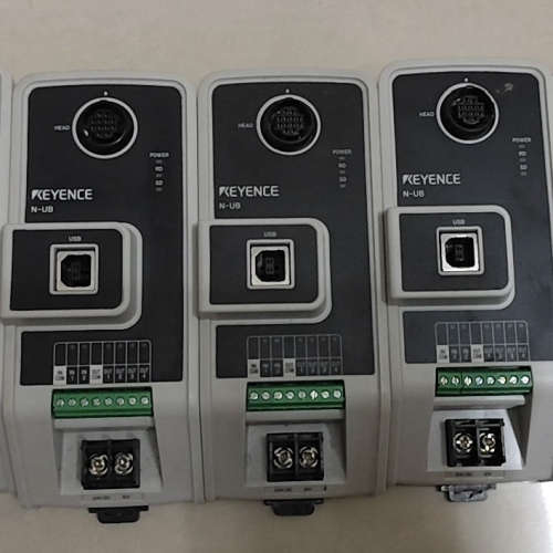 KEYENCE基恩士SR-710二维码扫码条读器 ，配控制器