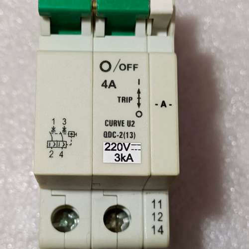 CBI断路器QDC-2(13) 220V 3KA 2P 4A