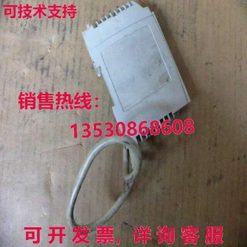 Allen Bradley 小巧型 I/O 从右到左 1 英尺。 1769-CRL1 扩展电