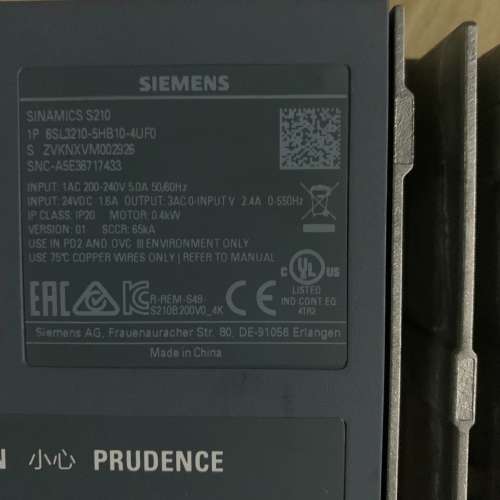 变频器6SL3210-5HB10-4UF0   1