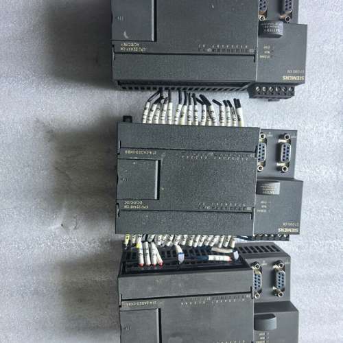 出售PLC，型号6ES7 214-2BD23-0XB8