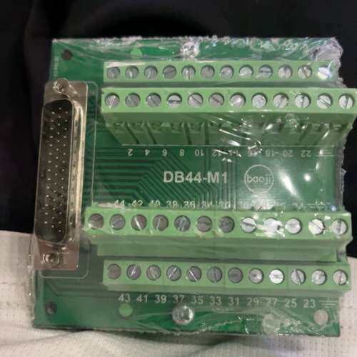 宝集 DB44-M1 接线端子板，未拆封，绿色PCB板，