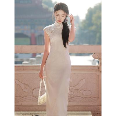 新中式改良白色提花旗袍2024春夏复古高级感年轻款少女长款连衣裙