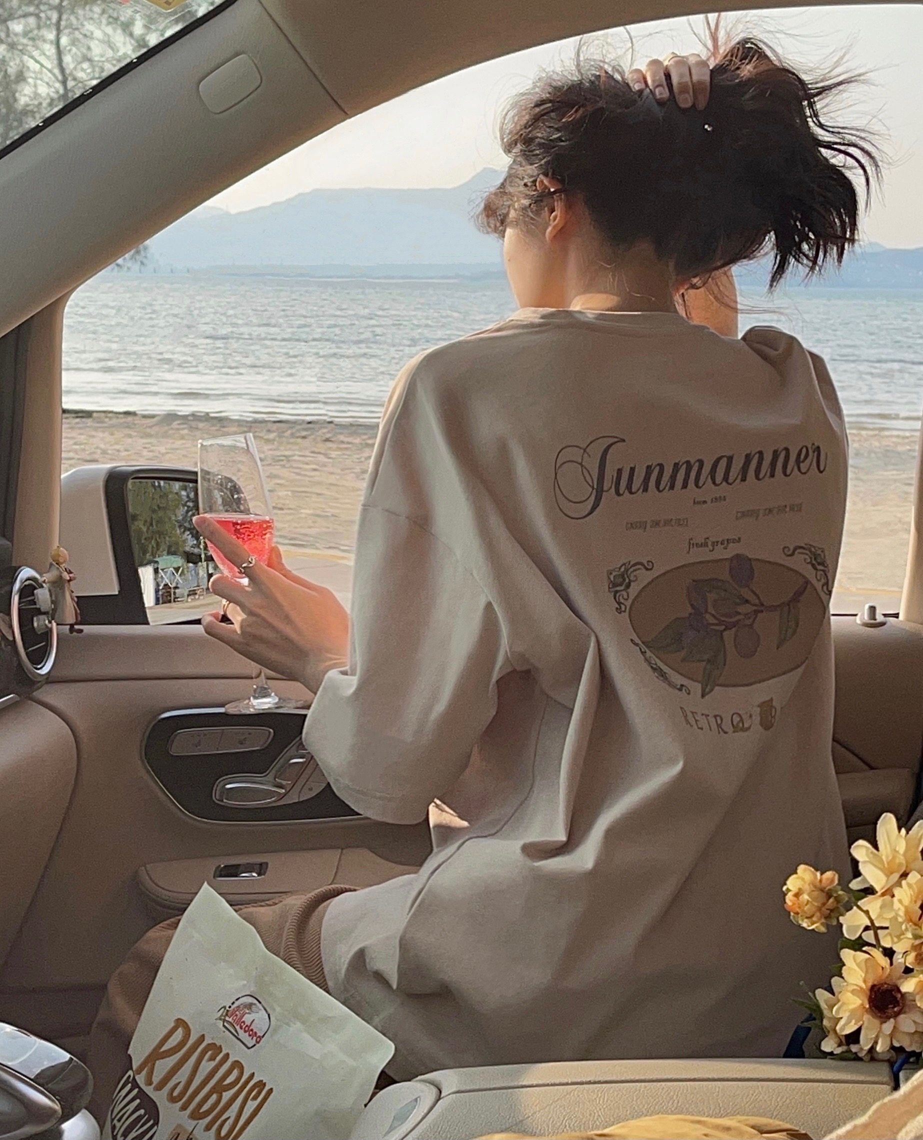 jmwomen中长款杏色刺绣印花字母短袖t恤女夏季日系宽松显瘦上衣