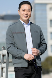 916/P65爸爸外套男父亲装中年外套休闲商务棒球服茄克男士图片