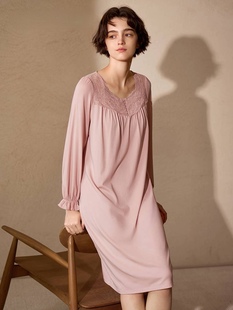 25秋冬伊维斯女士舒适柔软钻石领长袖长裙家居起居服睡裙10321291