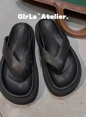 夏季新品~暗黑休闲夹趾人字拖女2026新款沙滩外穿厚底露趾凉拖鞋
