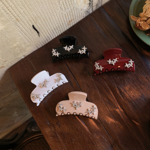 精致水钻星星 半扎发独特漂亮抓夹鲨鱼夹五角星发饰2026巨好看