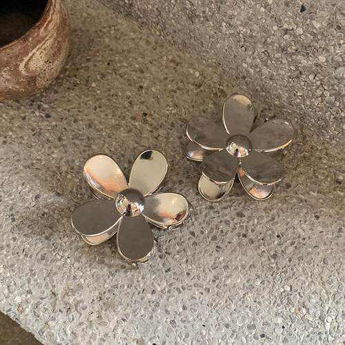 chicaddblack金属银色花朵抓夹