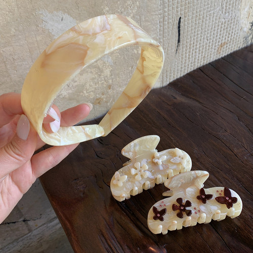 大理石纹理半扎发抓夹