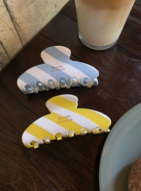 时髦感条纹 适合夏天用的抓夹女高级感2025新款高品质醋酸鲨鱼夹