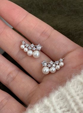 Aaim 早春新款温柔超闪小众锆石镶钻珍珠耳钉S925银针耳钉女