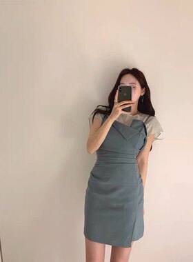 三小姐的咖啡小香风不规则吊带套装女2026夏遮肚显瘦两件套套装裙
