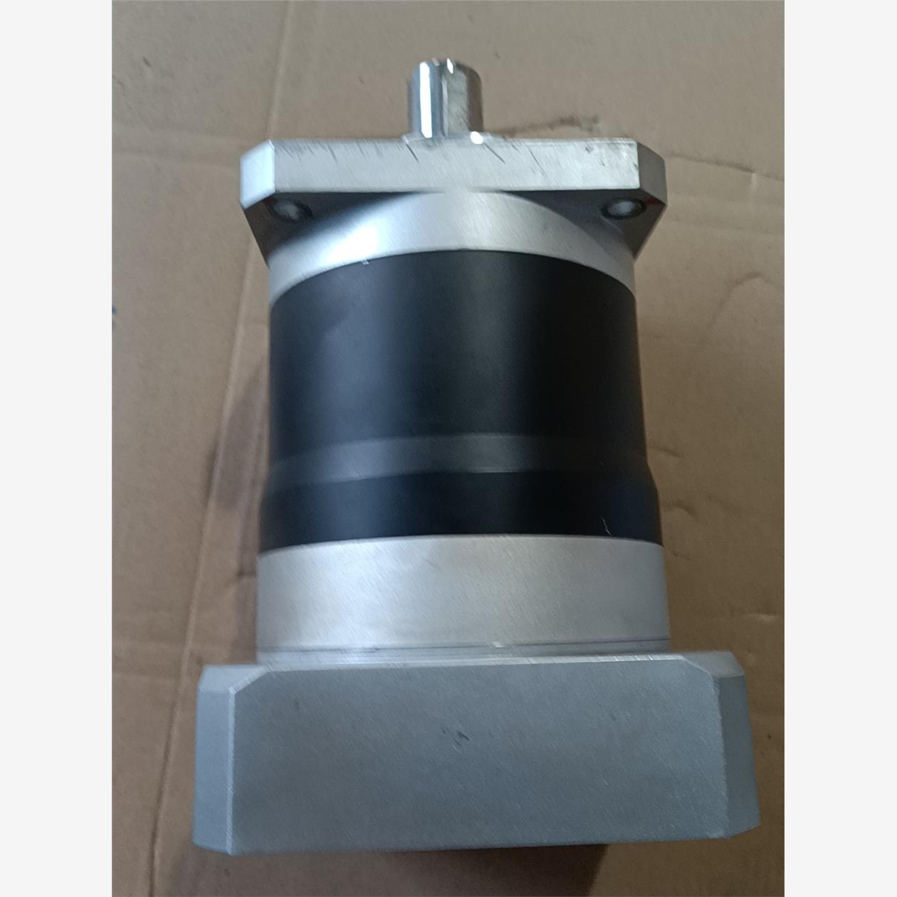 议价精密行星减速机HRET115L2-35P2，1只，N95口罩