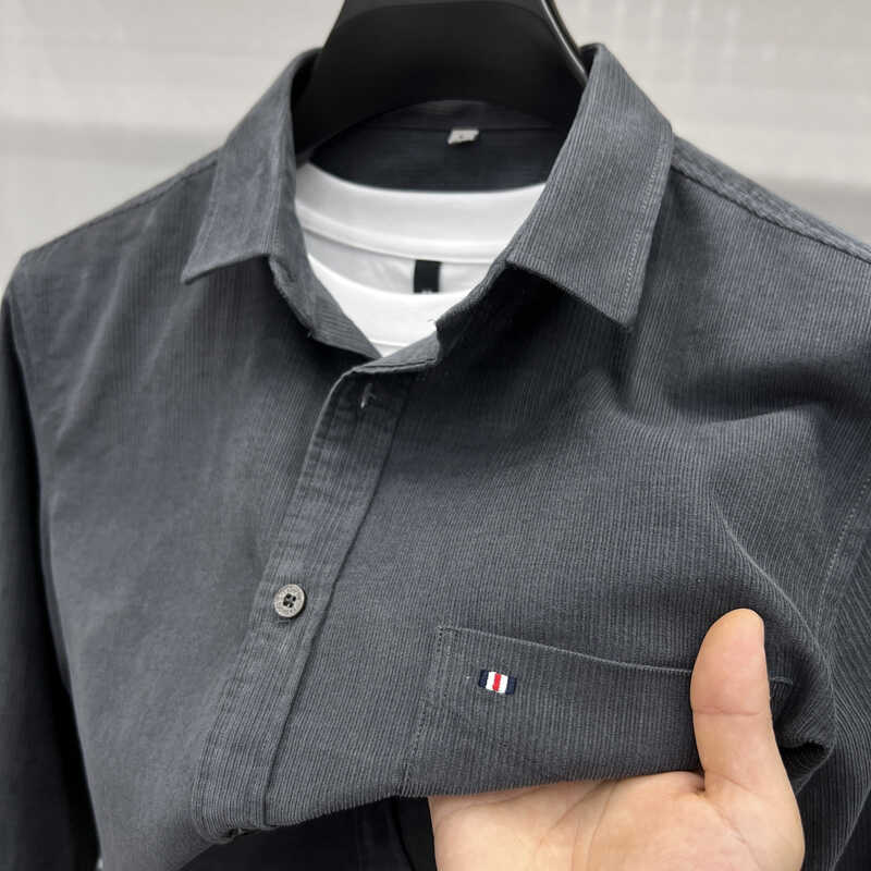 外贸纯棉灯芯绒口袋男士长袖衬衫中年纯色休闲刺绣衬衣秋装寸衫