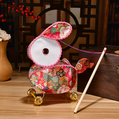 拖拉兔子灯笼2025新款手提发光