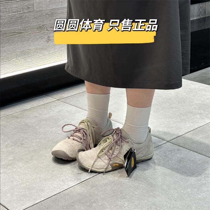 NewBalance男女秋冬赤足薄底鞋