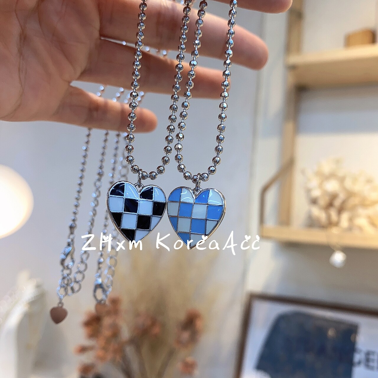 韩国东大门正品新款颈链小众棋盘格黑爱心形项链女轻奢情侣锁骨链