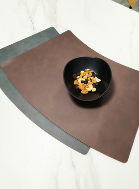 餐垫防水防油免洗隔热垫皮革桌垫双面可用酒店家用餐桌垫轻奢高级