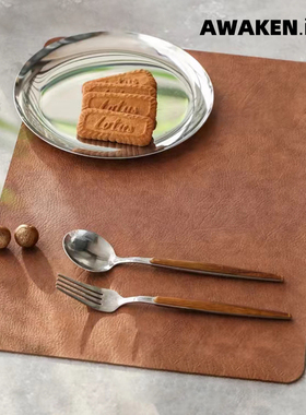 牛皮餐垫防水防油免洗餐桌垫隔热简约仿真皮可水洗杯垫桌垫高级感