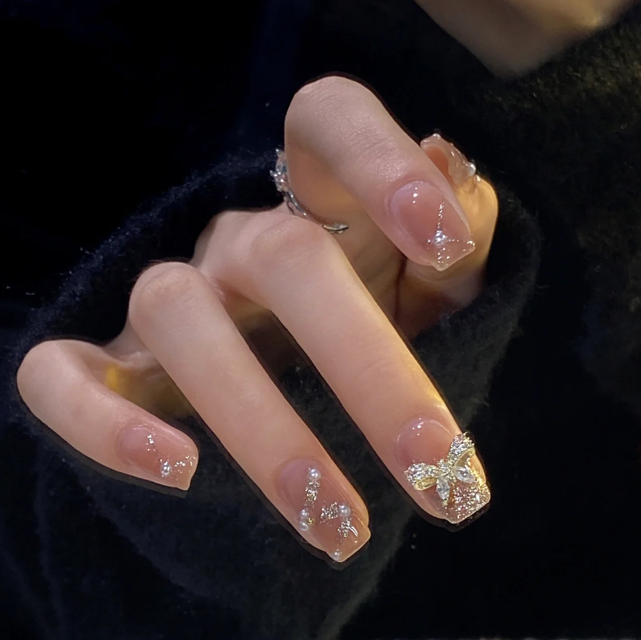 穿戴甲富家女立体锆石蝴蝶结美甲