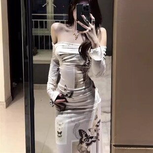 300斤复古蝴蝶印花长袖连衣裙女装夏季大码修身一字肩包臀裙胖MM