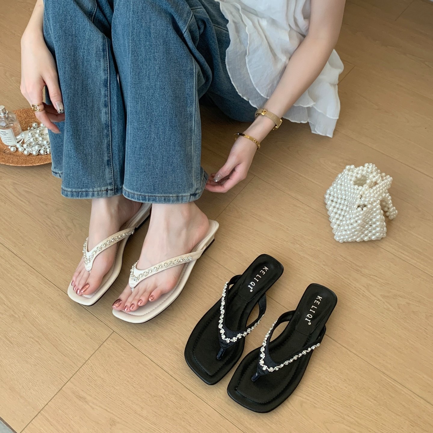 KELIQ水钻一字拖女夏季