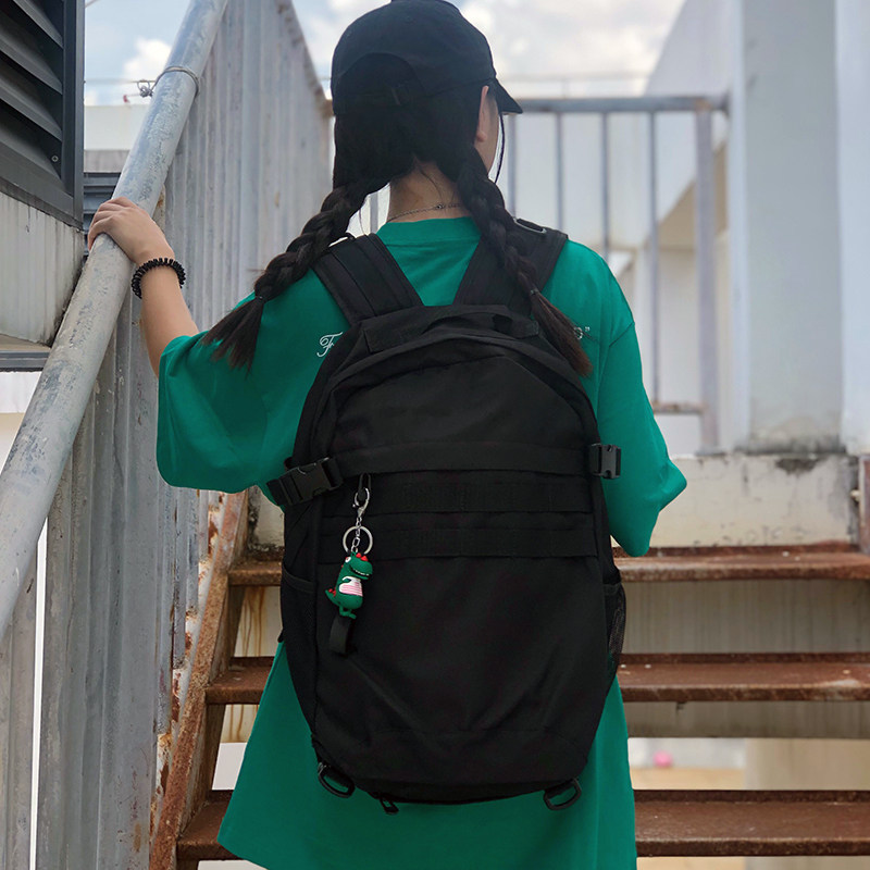 韩系防水双肩包女初高中大学生书包男通勤大容量休闲旅行电脑包潮使用感如何?