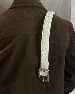 ADV Crystal 漆面喜马拉雅白鳄皮枪铜凯旋门雕花十字扣头皮带腰带