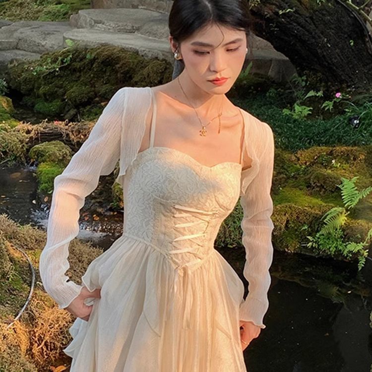 甜美温柔风白色雪纺防晒开衫洋气女薄款透气百搭吊带裙外搭罩衫