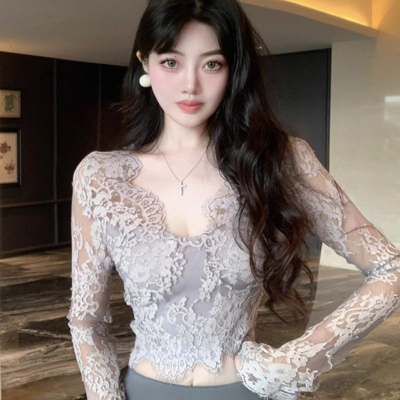 纯欲甜美风v领蕾丝花边修身内搭