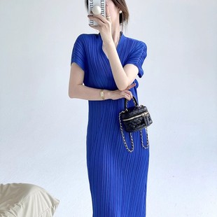 三宅褶皱包袖 中长裙女 v领连衣裙气质感通勤修身