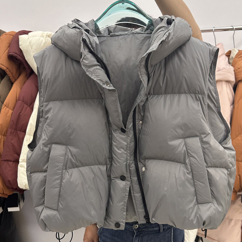 2024年秋冬羽绒短款马夹坎肩立领连帽保暖宽松百搭韩系黑色外套女