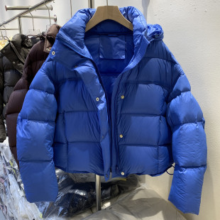 可脱卸连帽外套女 加厚保暖宽松短款 2025新款 鹅绒面包羽绒服女冬季