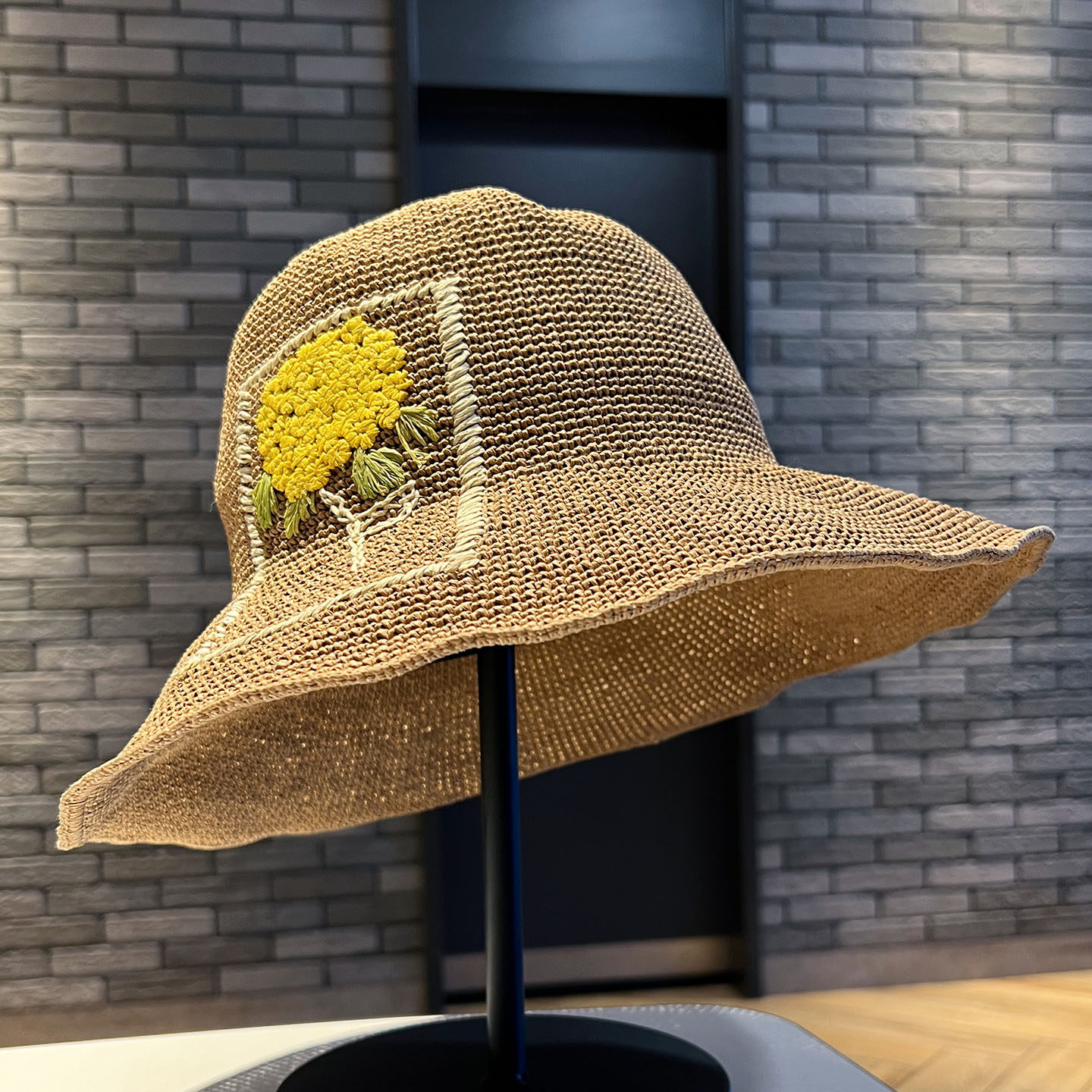 日系手工钩针花朵夏渔夫帽防晒女