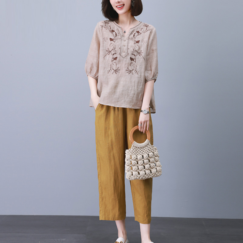 棉麻休闲套装女夏2025新款妈妈时尚洋气五分袖苎麻小衫裤子两件套