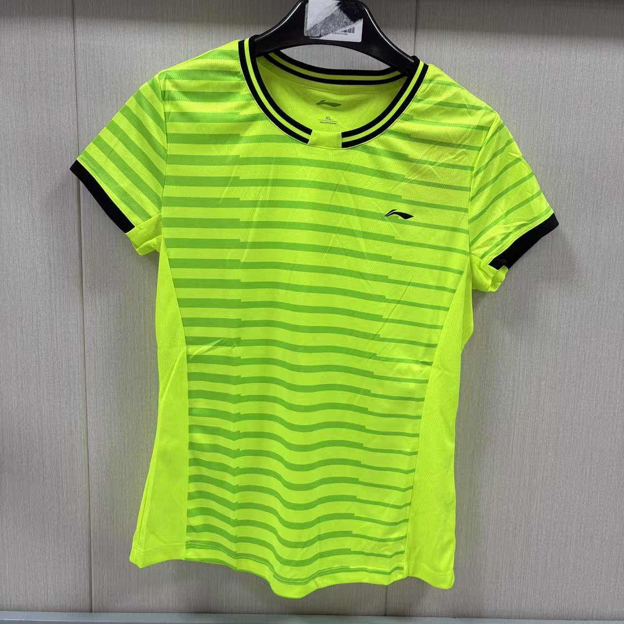 《购买前看详情B品》李宁羽毛球服女款舒适户外运动上衣AATL006