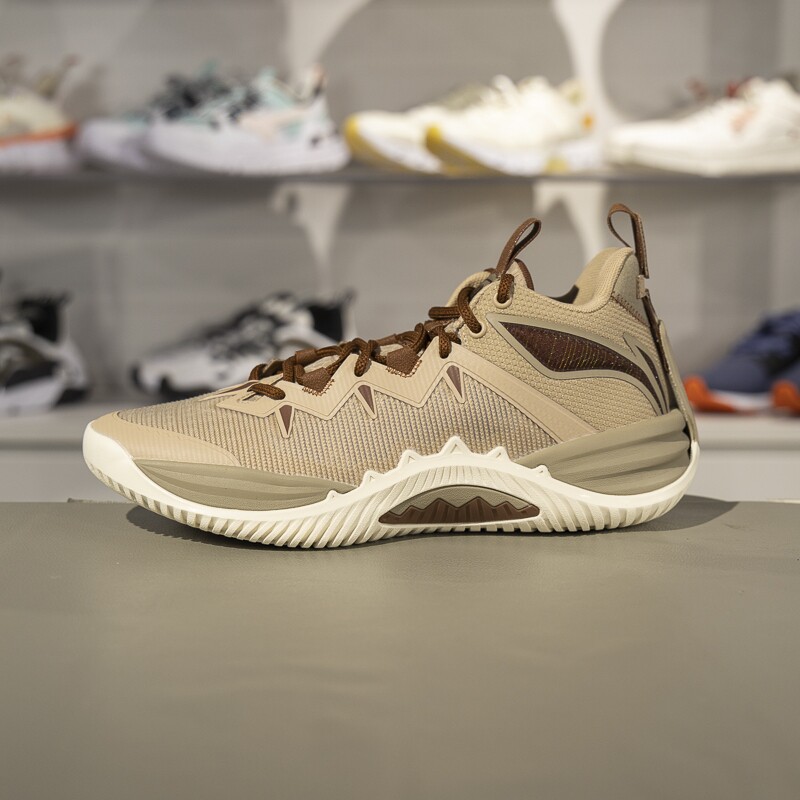 李宁篮球鞋2025夏新品反伍暴风男子轻量高回弹篮球外场鞋ABFV017