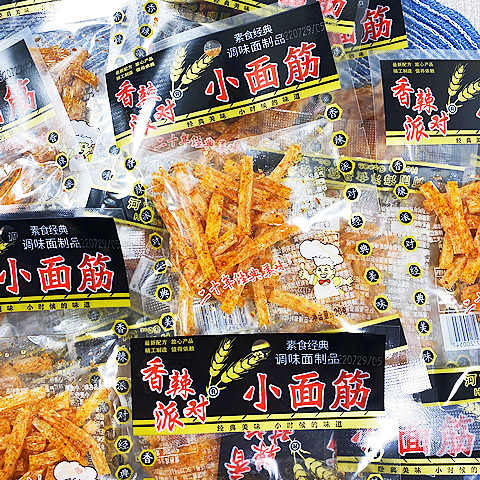 香辣派对小面筋20g辣条透明包装
