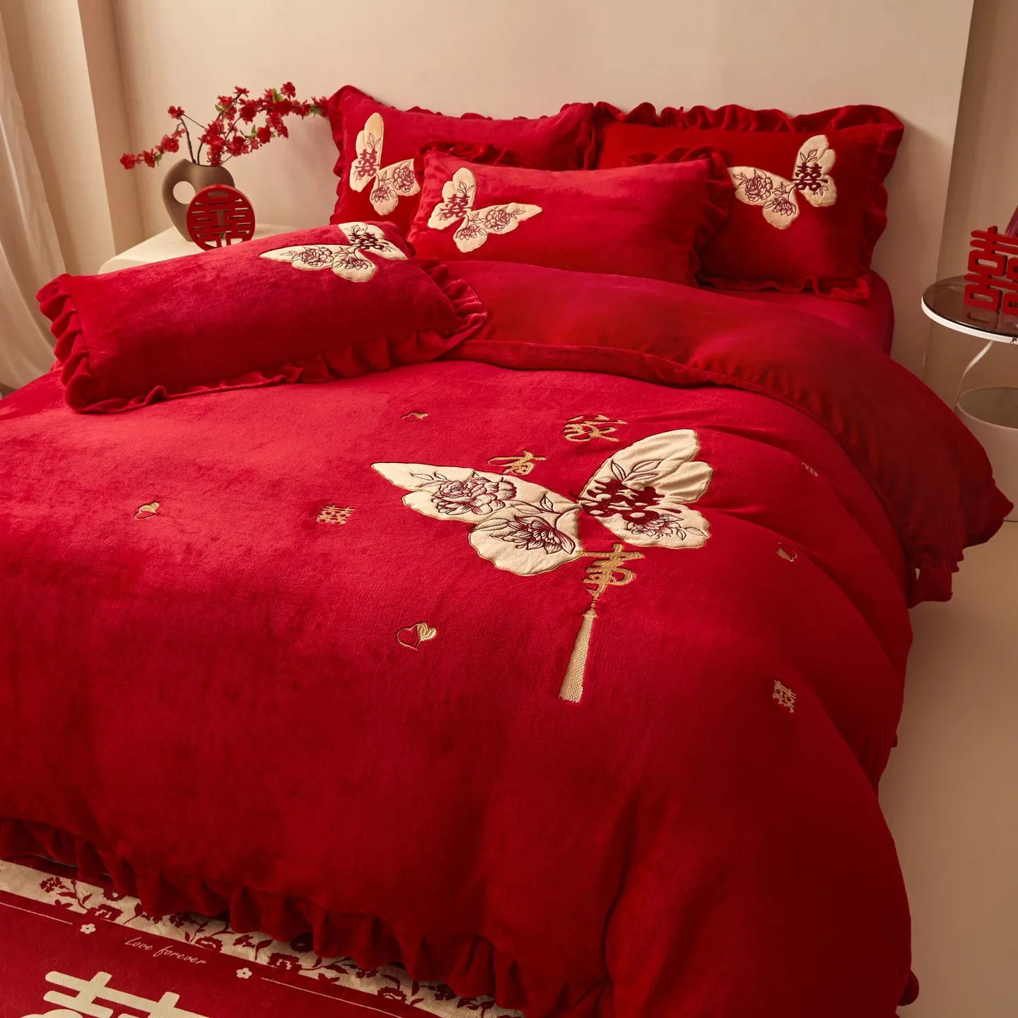 冬季红色牛奶绒四件套保暖婚庆结婚床单床上用品刺绣被套加厚珊瑚,床上用品,床品套件/四件套/多件套,淘宝优惠券,粉丝福利购,淘宝优惠卷