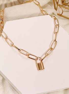 新款双层金色链条双层项饰简约同心锁型钥匙元素吊坠项链