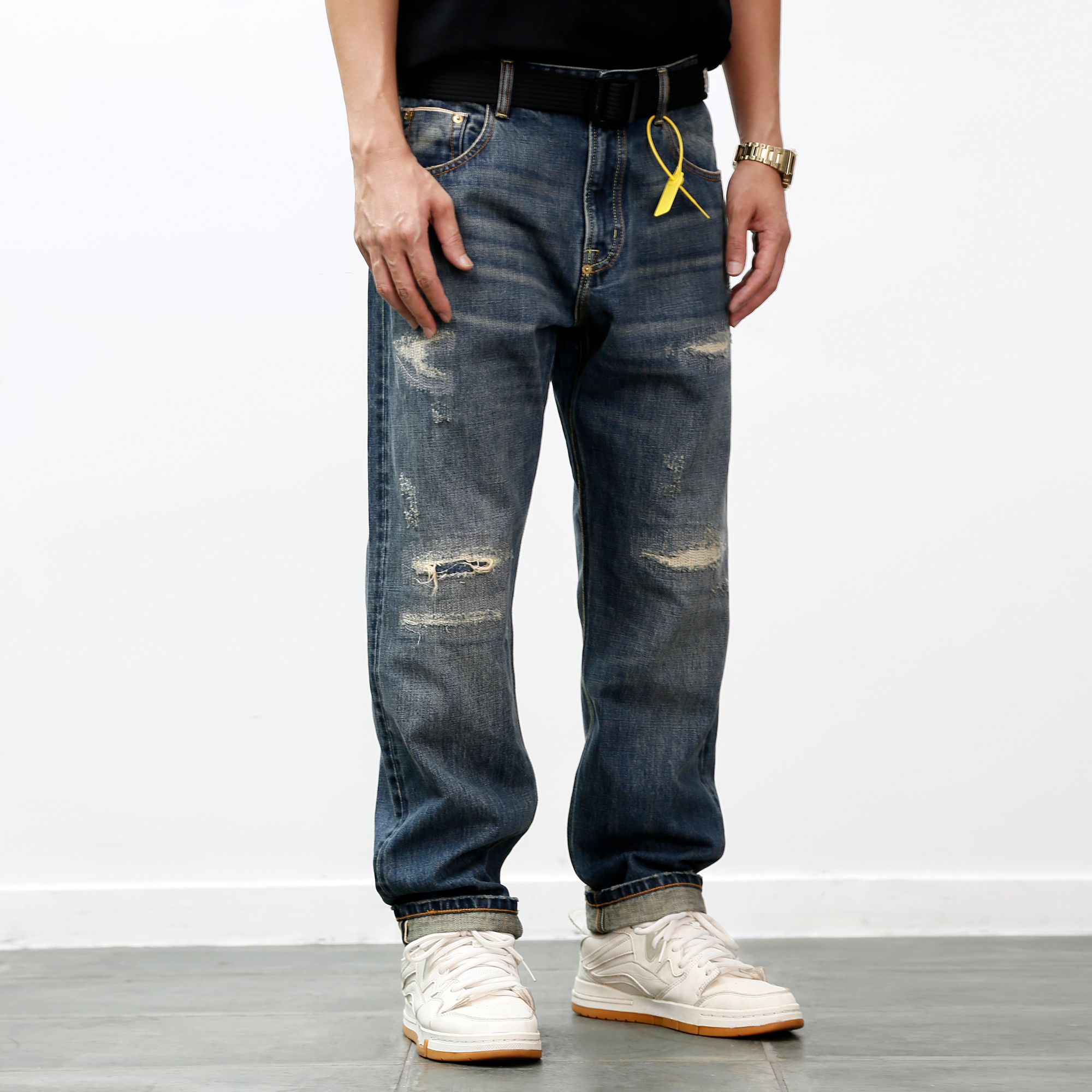 重磅水洗破洞红边牛仔长裤男