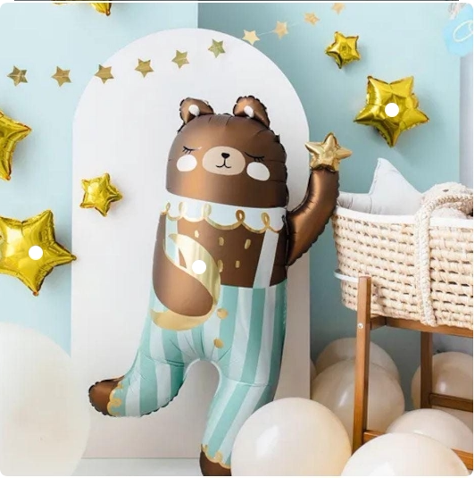 ins韩国卡通可爱拖星星抱月亮小熊气球儿童生日周岁派对场景装饰
