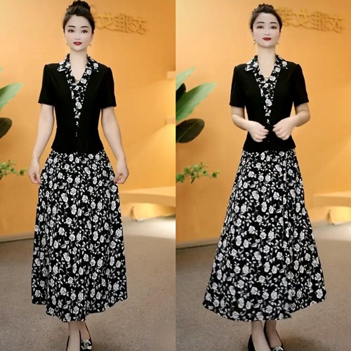 中年洋气裙子女新款冰丝缎翻领短袖假两件显瘦显高连衣裙大码宽松