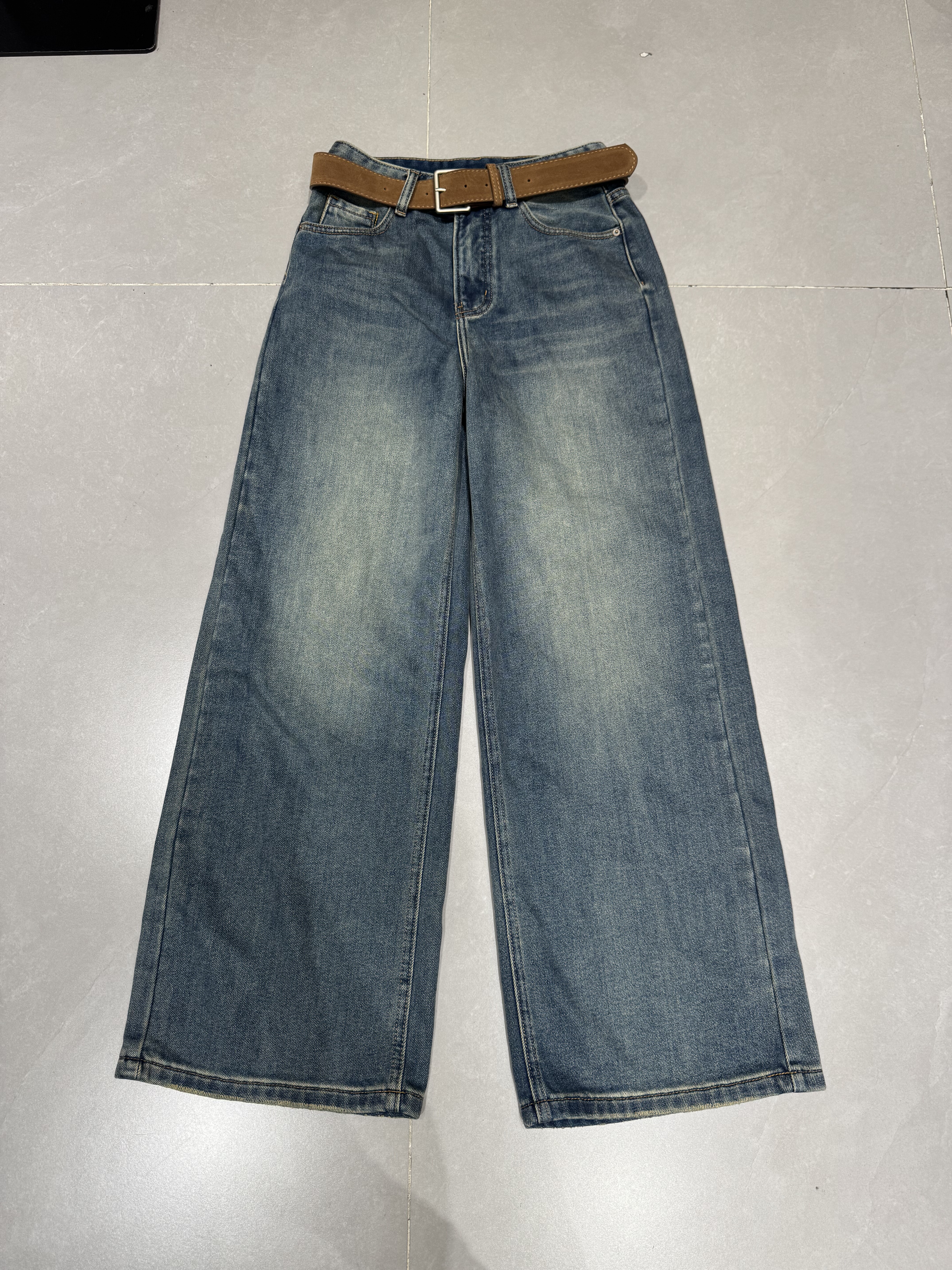 D833 Jeans欧货蓝色磨毛阔腿拖地牛仔裤女秋冬新款显瘦时尚直筒裤