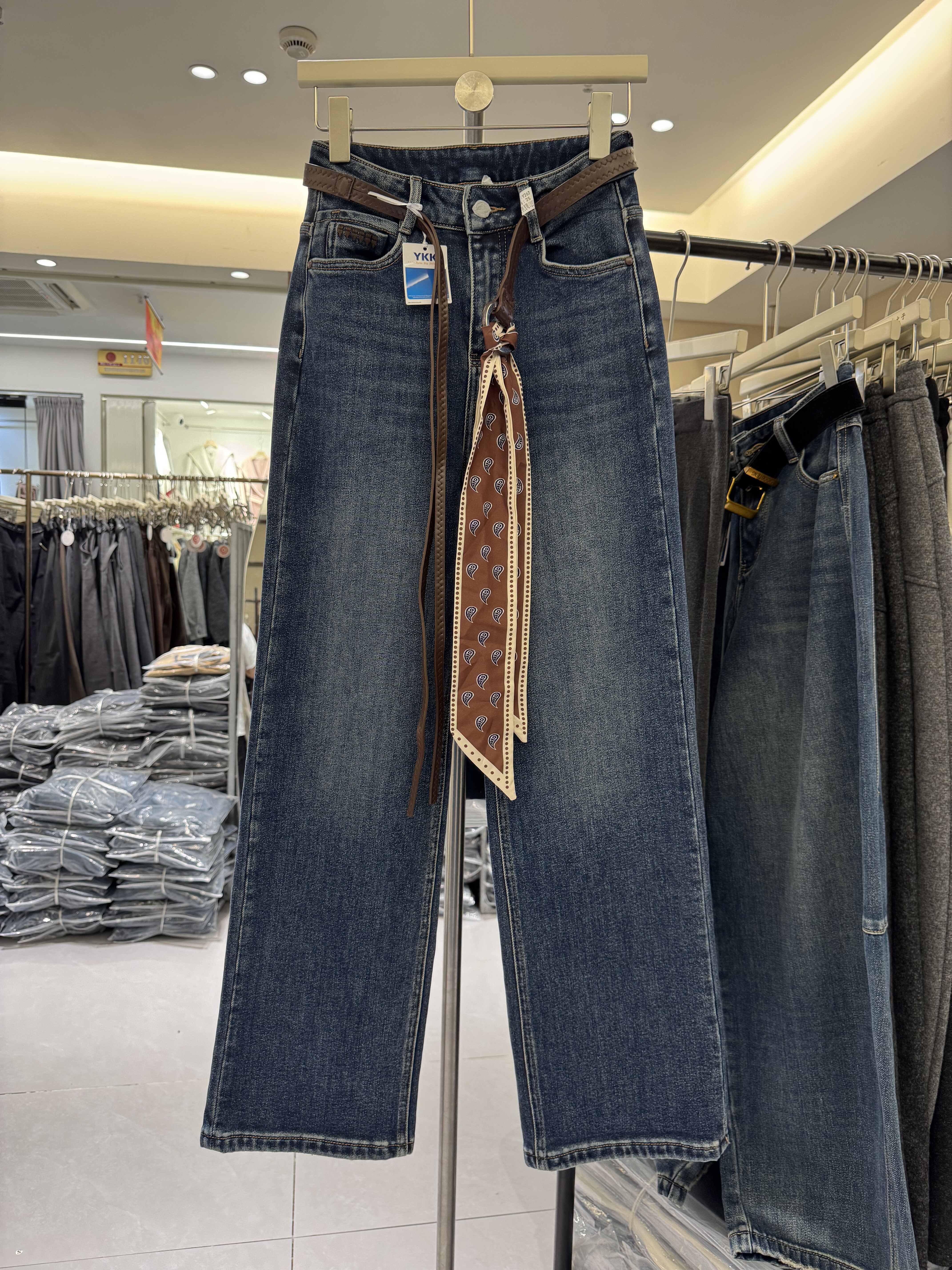 Jeans牛仔裤女欧货秋冬新款时尚高腰显瘦弹力抓毛直筒烟管裤Y267